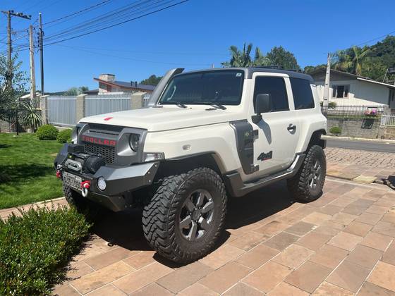 TROLLER T4 2017