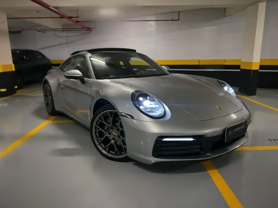 PORSCHE 911 2021