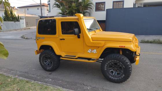 TROLLER T4 2006