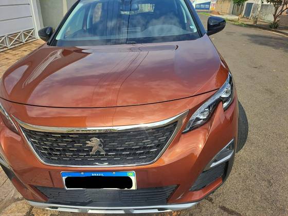 PEUGEOT 3008 2020