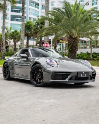 PORSCHE 911 2023