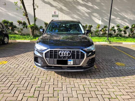 AUDI Q3 2021