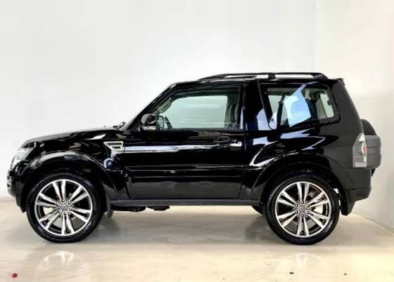 MITSUBISHI PAJERO FULL 2016