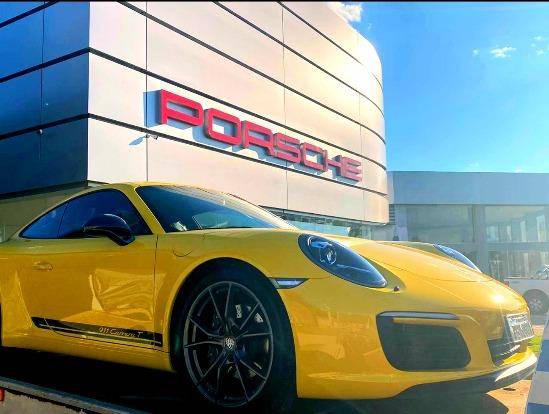 PORSCHE 911 2019