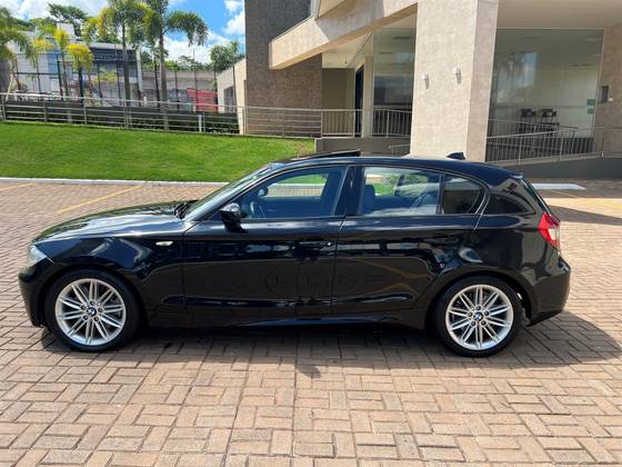 BMW 130i 2006