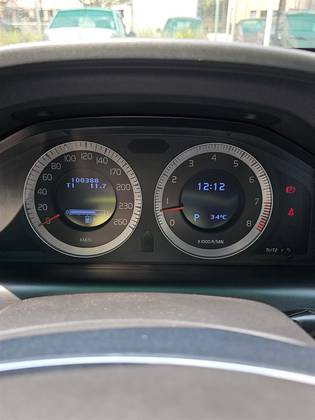 VOLVO XC60 2010