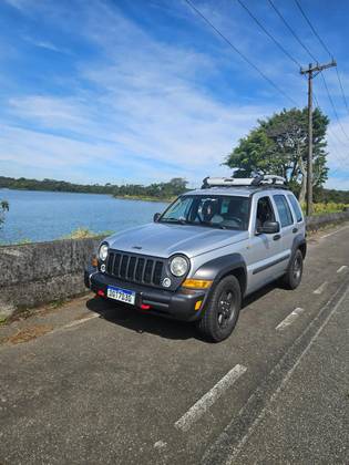 JEEP CHEROKEE 2006