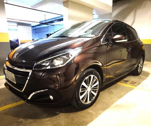 PEUGEOT 208 2017