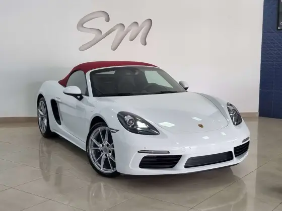 PORSCHE 718 2024