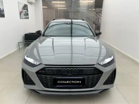AUDI RS6 2021