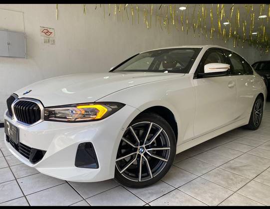 BMW 320i 2023
