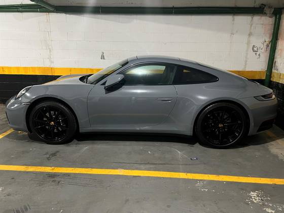 PORSCHE 911 2024
