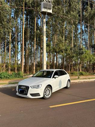 AUDI A3 2015