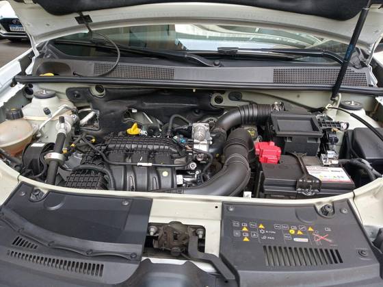 RENAULT LOGAN 2024
