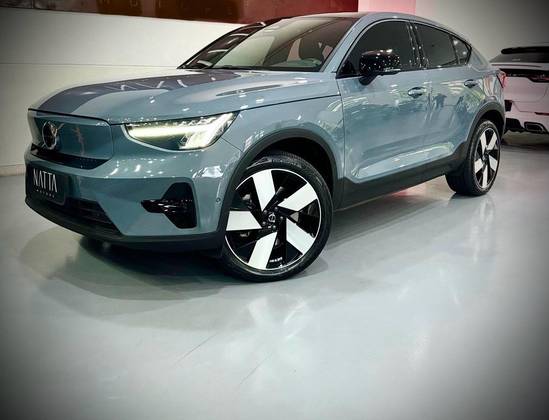 VOLVO C40 2023