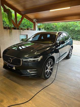 VOLVO XC60 2021