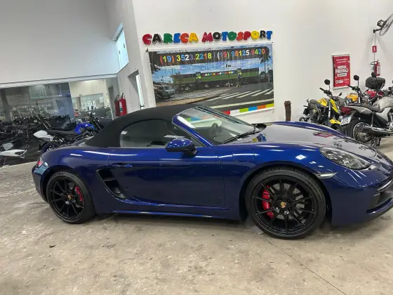 PORSCHE 718 2023