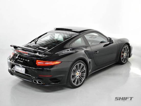 PORSCHE 911 2015