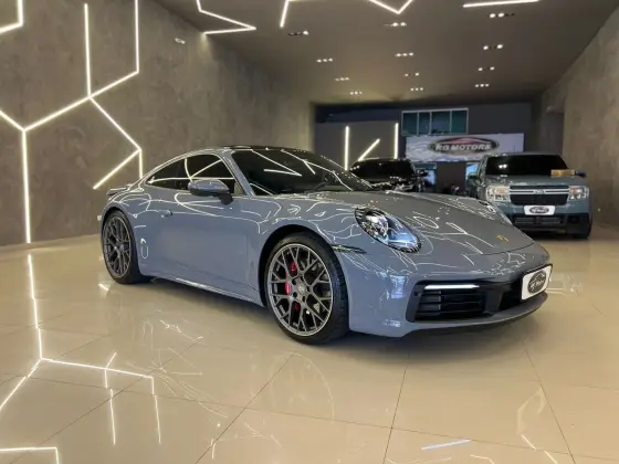 PORSCHE 911 2024