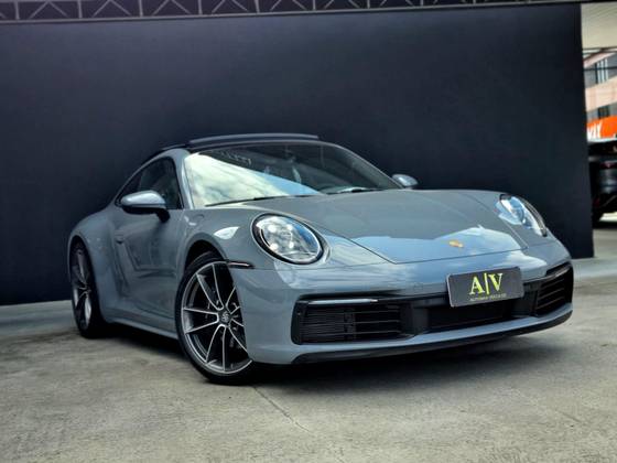 PORSCHE 911 2024