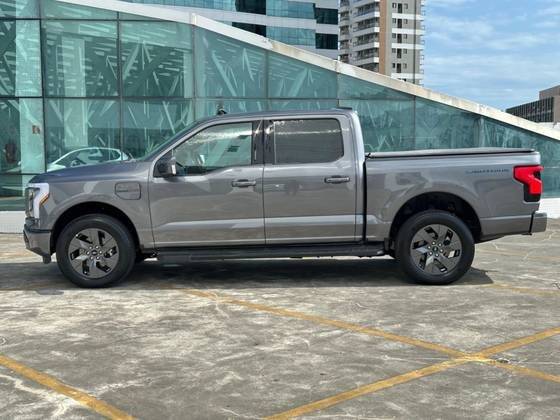 FORD F-150 2023