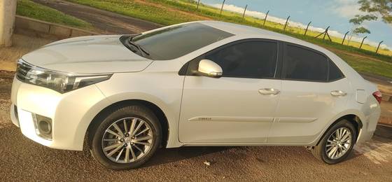 TOYOTA COROLLA 2017
