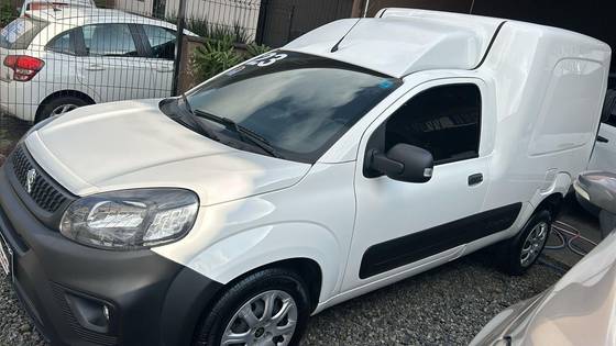 PEUGEOT PARTNER RAPID 2023