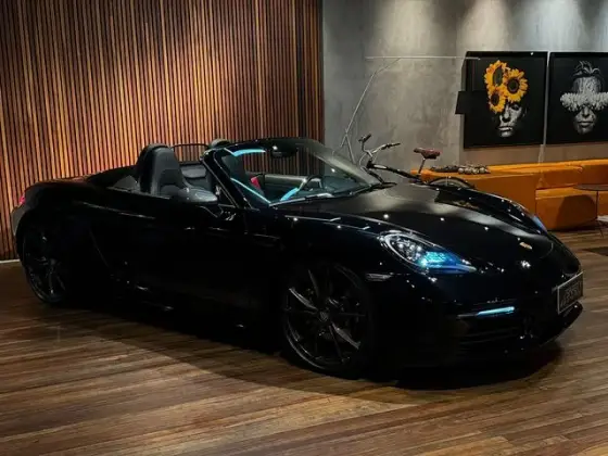 PORSCHE 718 2023