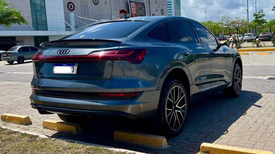 AUDI E-TRON 2020