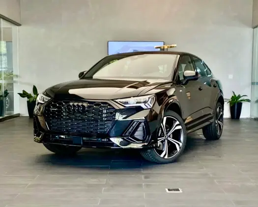 AUDI Q3 2024