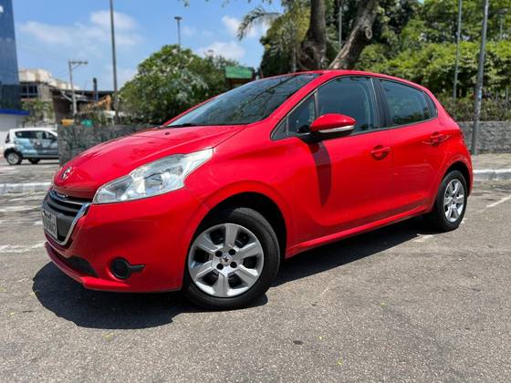 PEUGEOT 208 2014