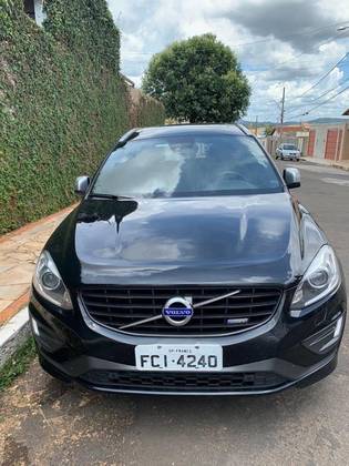 VOLVO XC60 2015