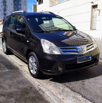 NISSAN LIVINA 2014