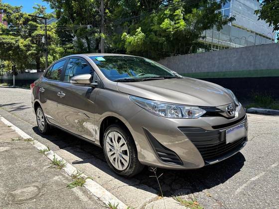 TOYOTA YARIS 2020