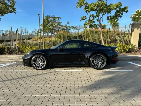 PORSCHE 911 2024