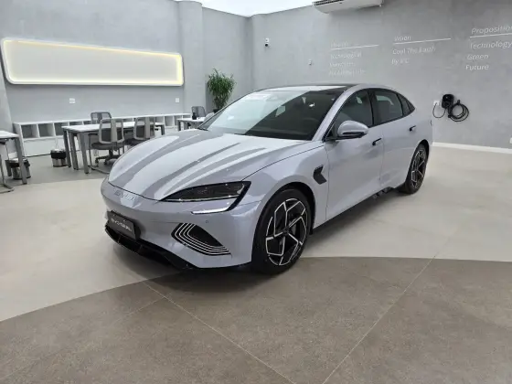 BYD SEAL 2025