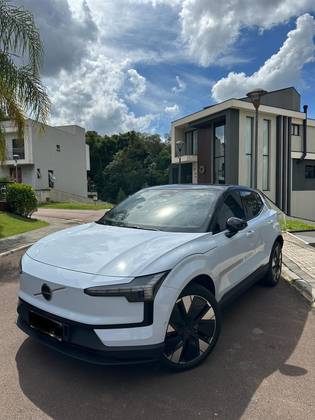 VOLVO EX30 2024