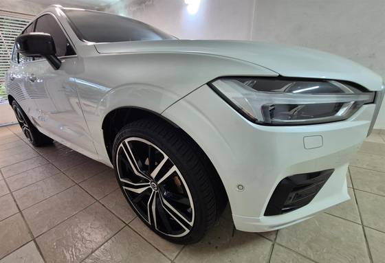 VOLVO XC60 2018