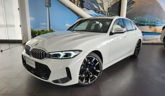 BMW 320i 2025