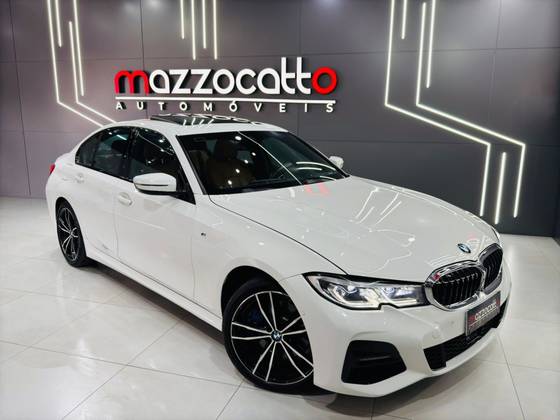 BMW 330e 2021