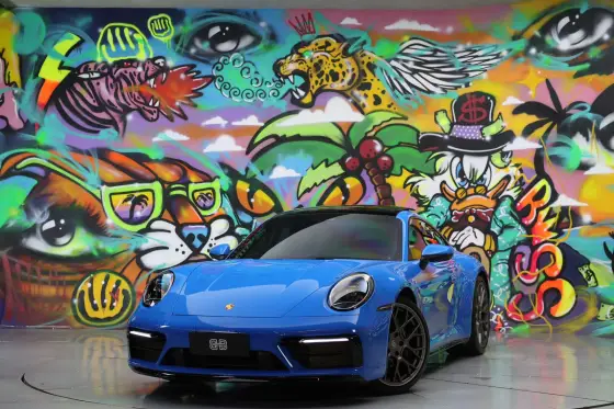 PORSCHE 911 2024