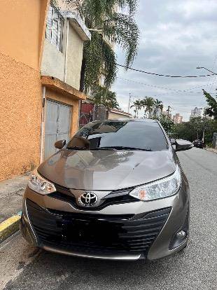 TOYOTA YARIS 2020