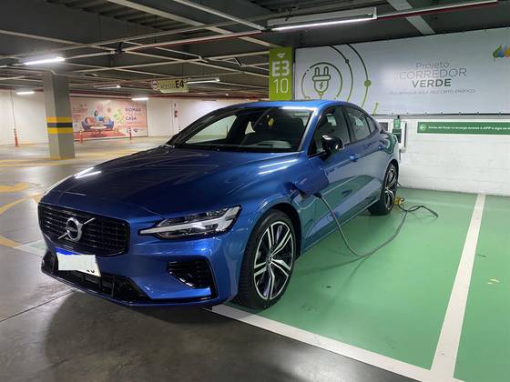 VOLVO S60 2021