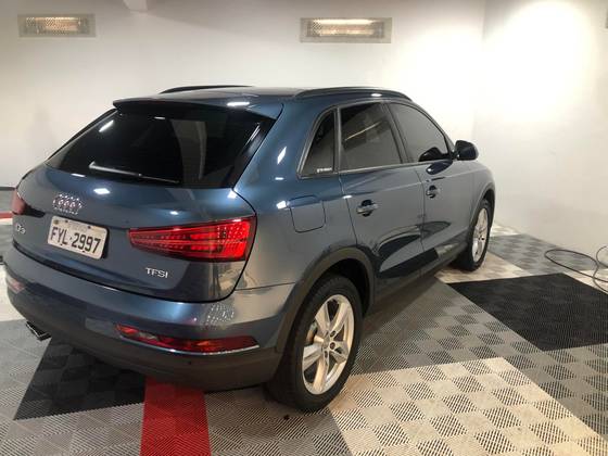 AUDI Q3 2017