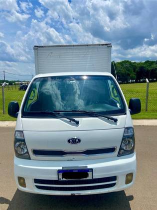 KIA BONGO 2013