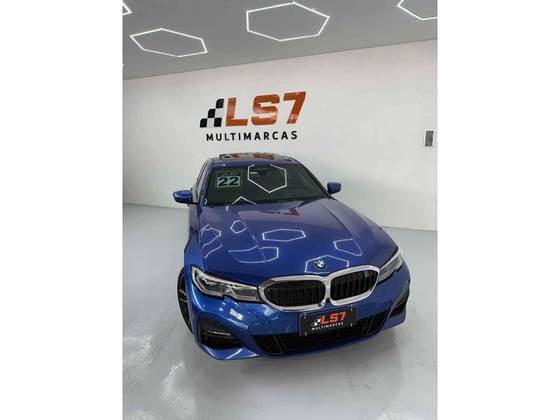 BMW 330e 2022