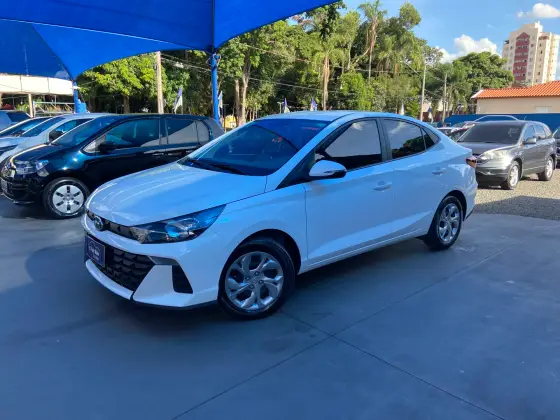 HYUNDAI HB20S 2024