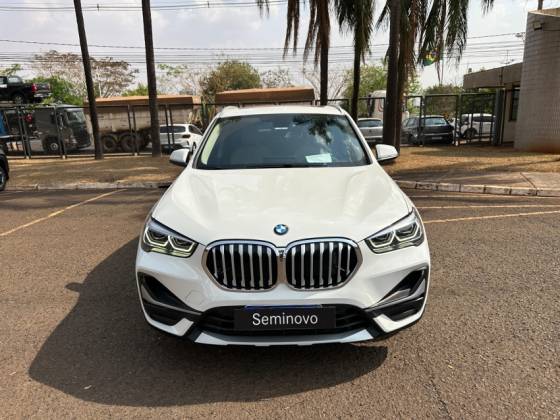BMW X1 2021