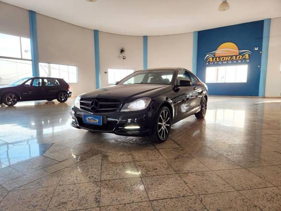 MERCEDES-BENZ C 180 2012