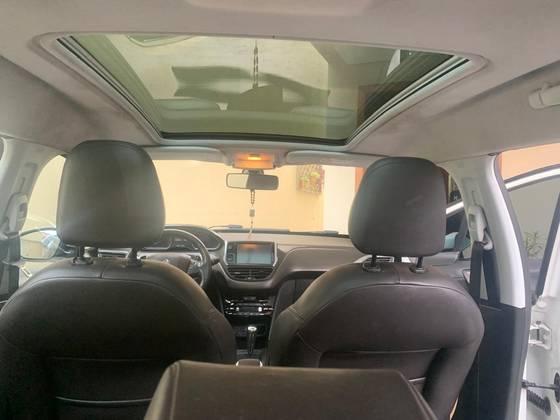 PEUGEOT 2008 2016